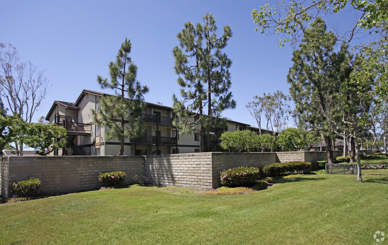 Building Photo - Casa Pacifica