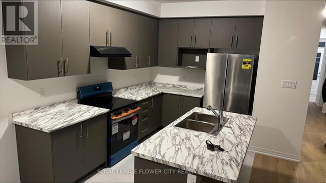 Building Photo - 19 Velvet Wy