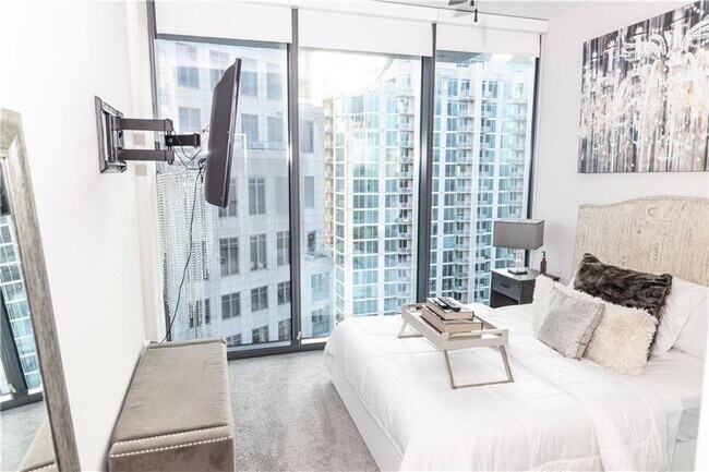 Foto del edificio - 3338 Peachtree Rd NE