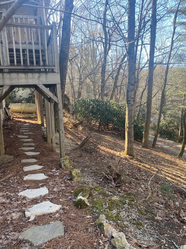 Photo - Cozy 2bd House In Great Location!