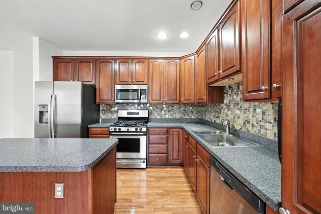 Foto del edificio - 25899 Kirkwood Square