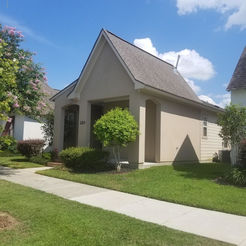 120 Stonehurst Drive, Youngsville, LA 70592 House Rental in
