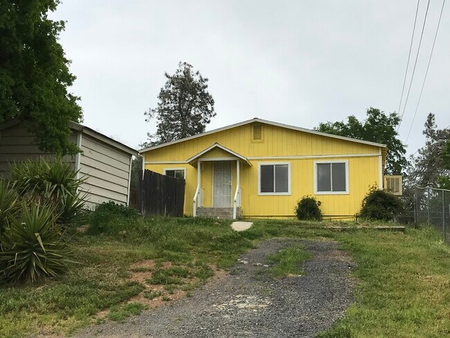 Fotografía del edificio - 1134 Oro Dam Boulevard West