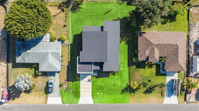 Foto del edificio - 1017 NE 4th Pl