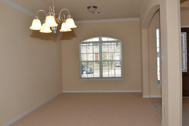 Foto del edificio - 7219 Pearl Terrace Ln