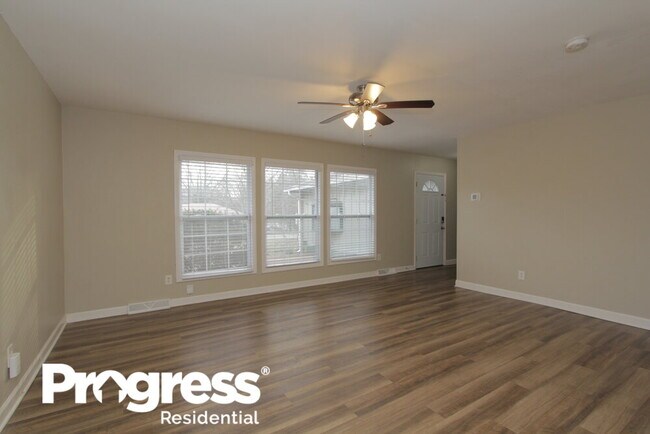 Foto del edificio - 6139 Eagle Peak Dr