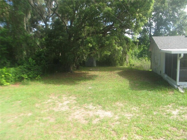 Foto del edificio - 4847 Eagles Nest Rd