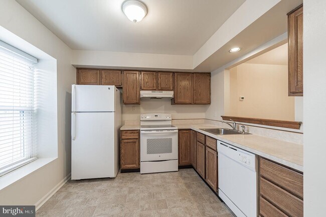 Foto del edificio - 25 Cabot Ct