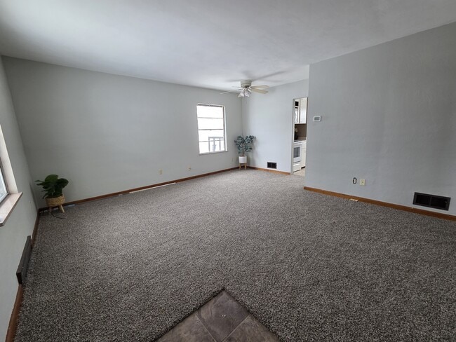 Building Photo - 2415 Carew St