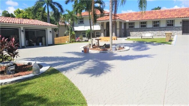 Foto del edificio - 11081 SW 30th Ct