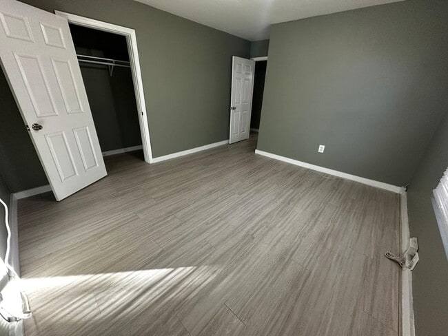 Photo - 8406 N Brooks St Apartment