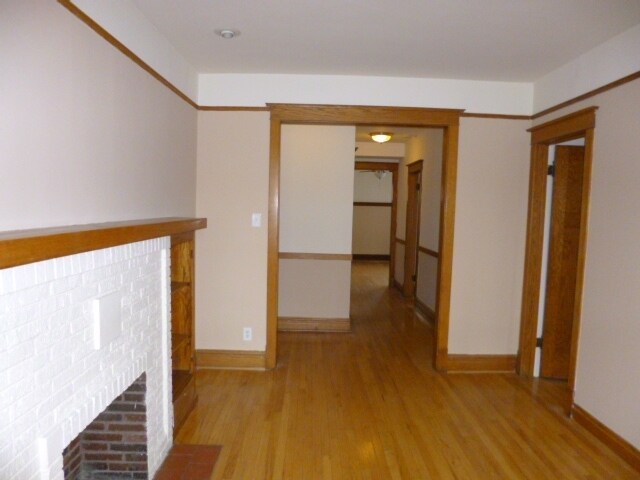 Building Photo - 3616 N Paulina St