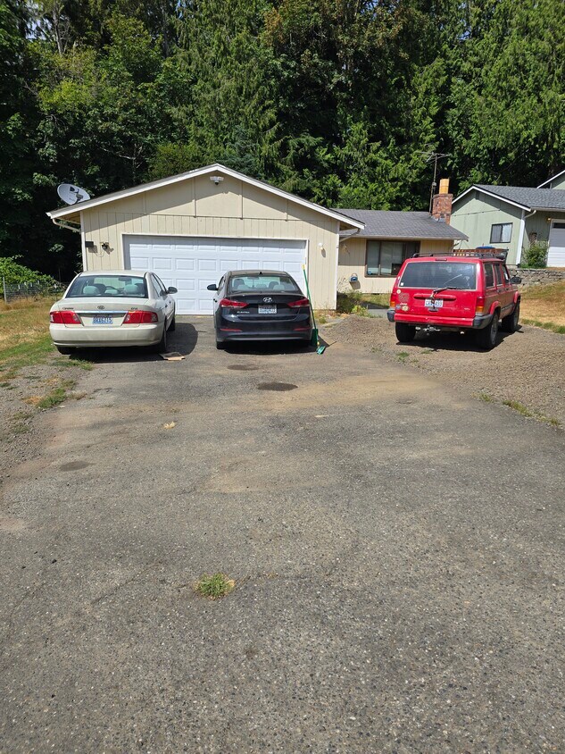 Primary Photo - 1441 SE Shelton Ln