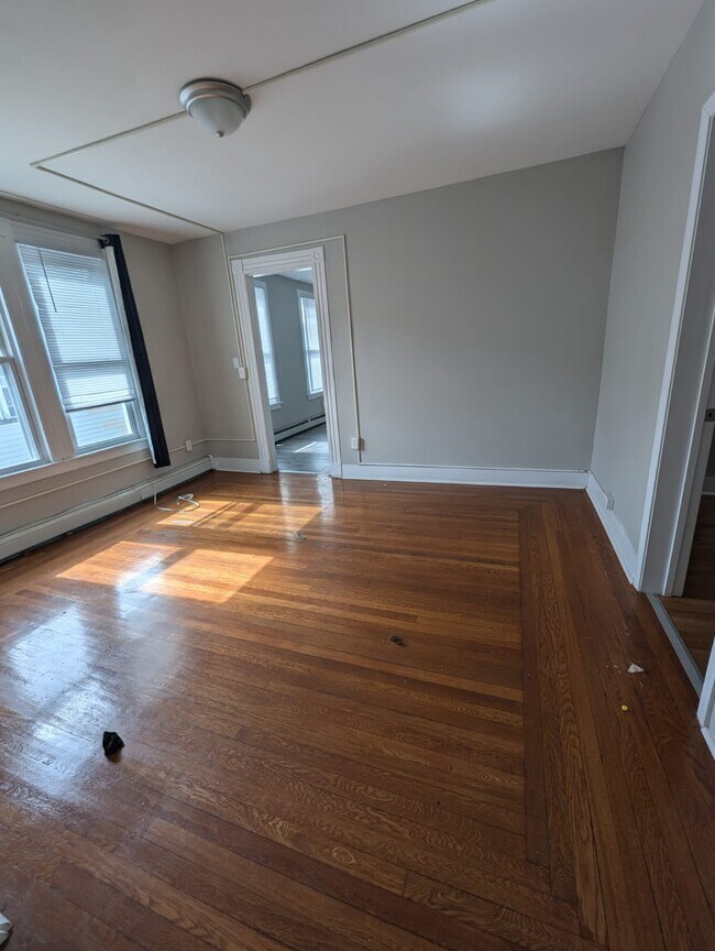 Building Photo - 548 Dixwell Ave