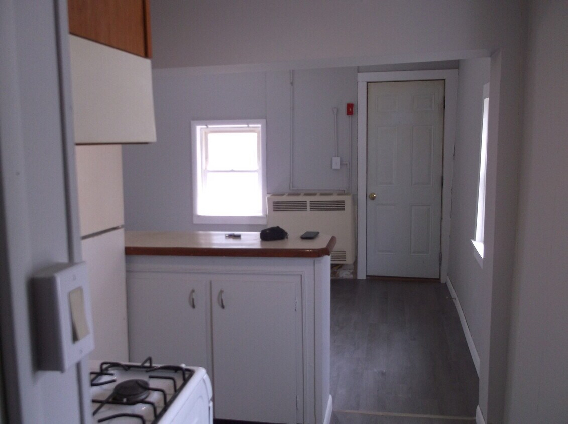 Foto principal - 413 W Court St