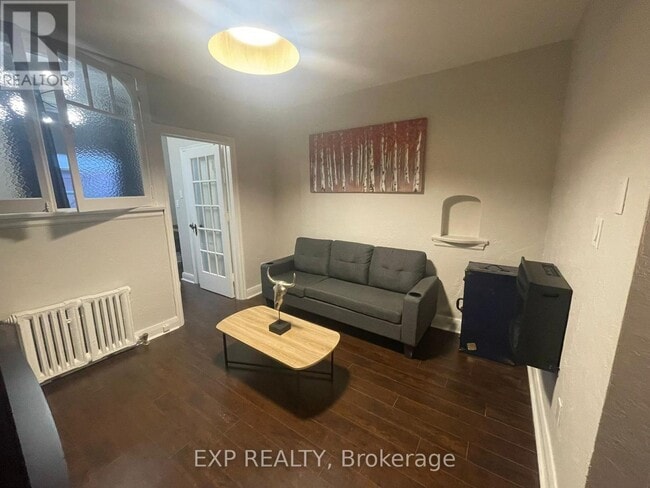 Photo du bâtiment - 111 Dundas St