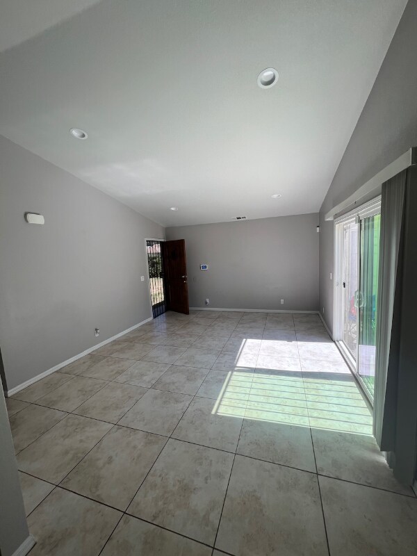 Building Photo - 24314 Dolan Dr