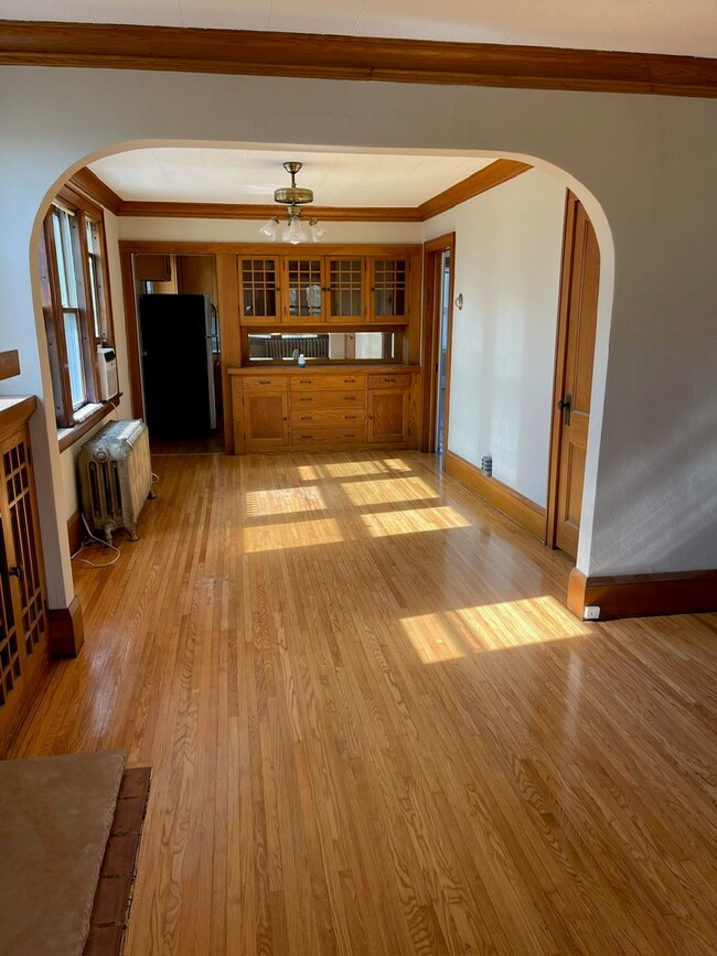 Building Photo - 1693 Watson Ave