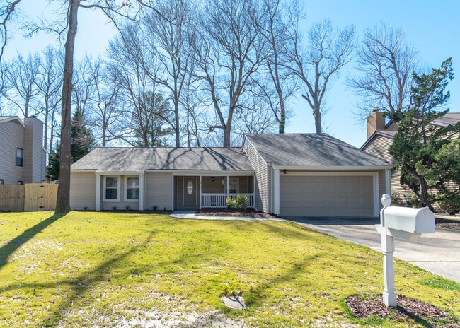 Building Photo - 5413 Brookfield Dr