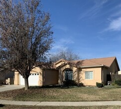 Building Photo - 1040 Lords Ct