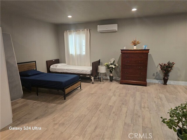 Foto del edificio - 11507 Swinton Ave