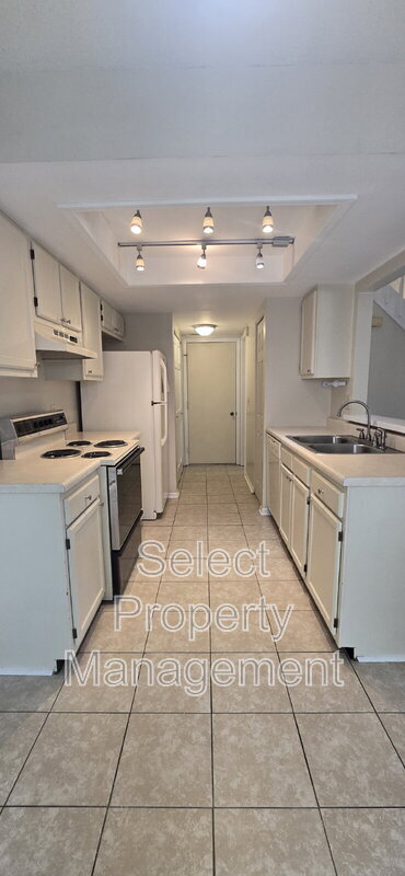 Foto del edificio - 6309 Sawmill Woods Dr
