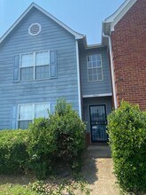 Building Photo - 7407 Perrin Ln