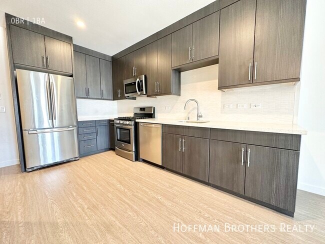 Foto del edificio - 11405 Chandler Blvd