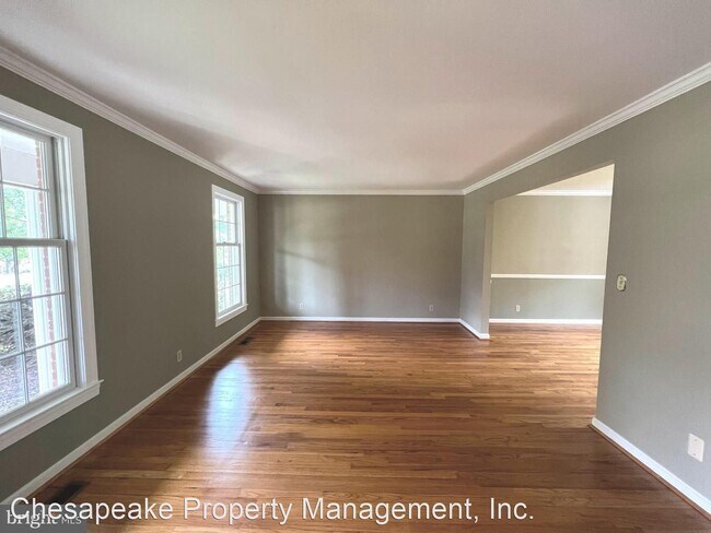 Building Photo - 3 br, 2.5 bath House - 3819 Thoroughbred Lane