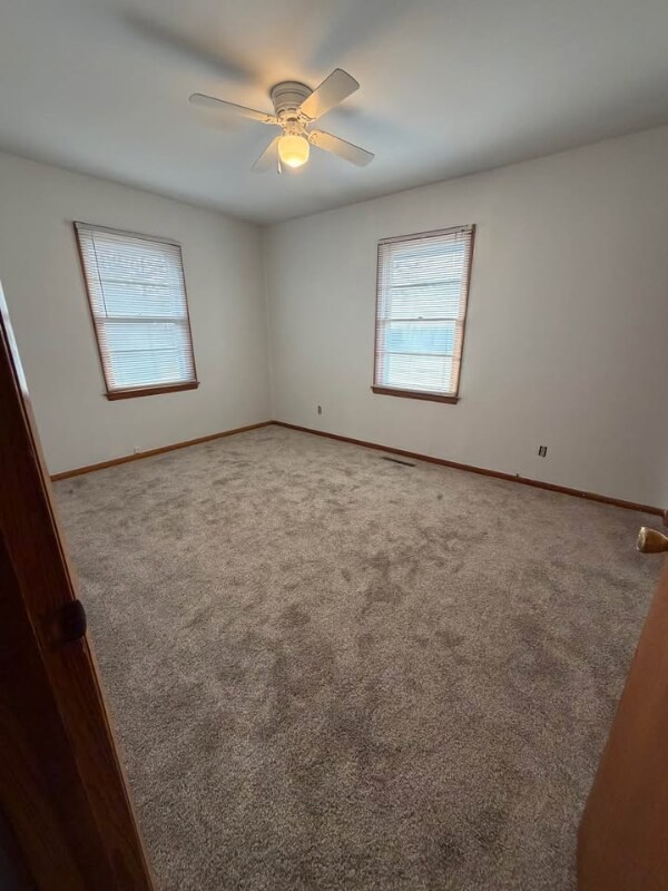 Foto del edificio - 970 N 1st St