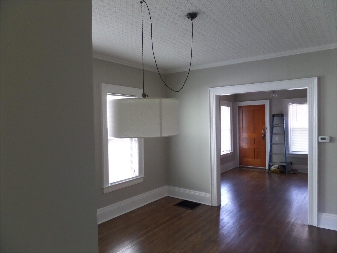 Primary Photo - 342 Averill Ave
