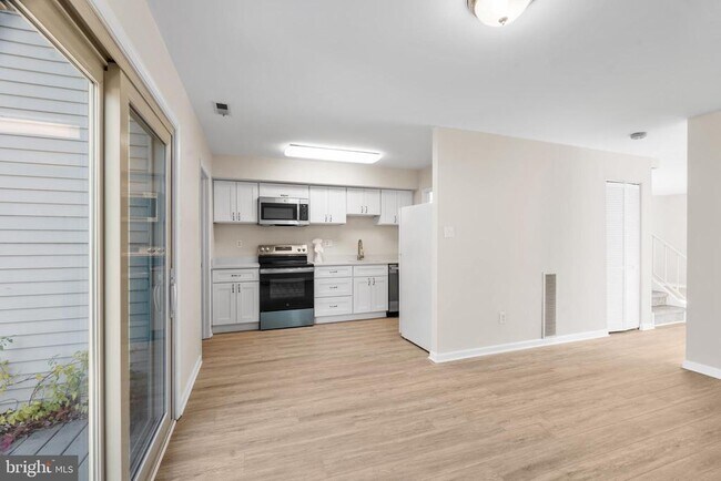 Foto del edificio - 3964 Bainbridge Ct