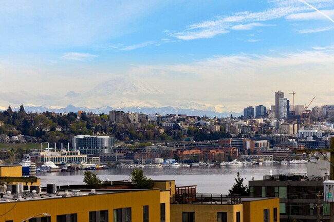 Foto del edificio - 4036 Linden Ave N