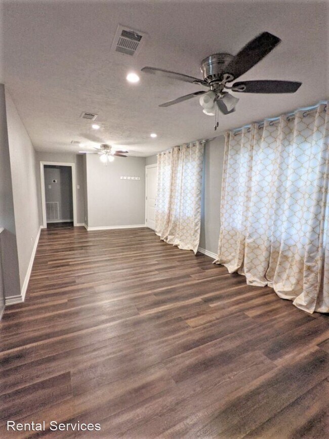 Foto del edificio - 3 br, 1.5 bath House - 175 Triangle Dr