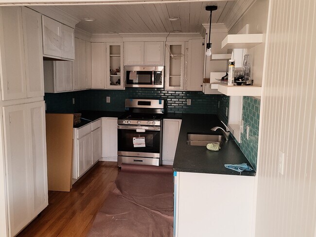 Foto del edificio - 2930 Fleetwood Ave SW