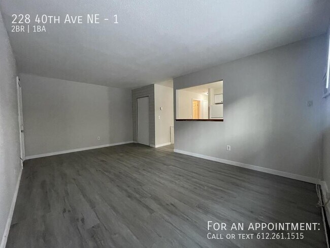 Building Photo - 228 40th Ave NE