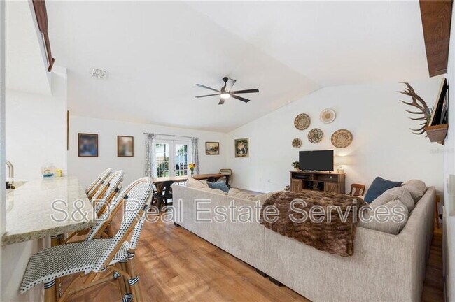 Foto del edificio - 3668 Joshua Ln