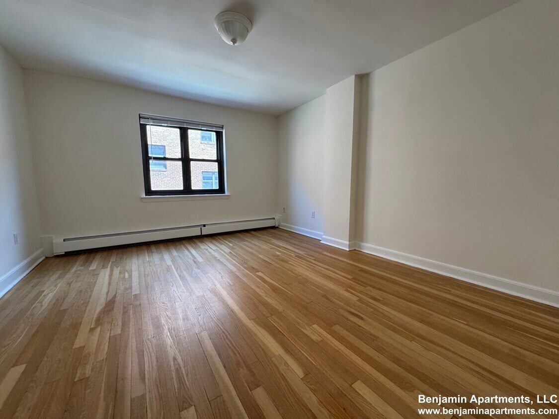 Foto principal - 50 Harvard Ave