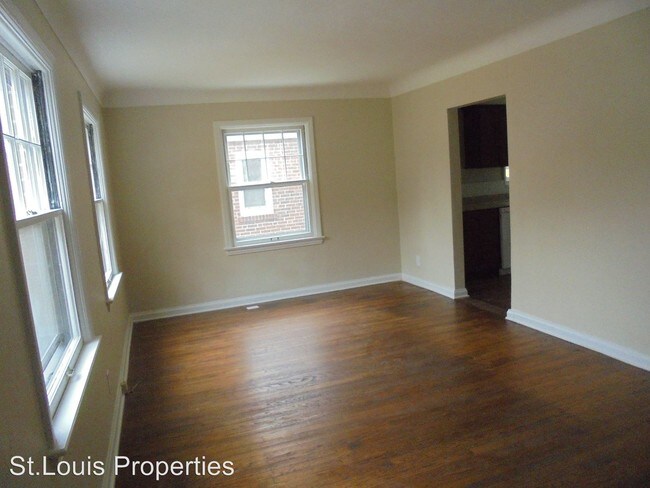 Building Photo - 241 S Barat Ave