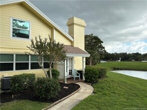 Building Photo - 3566 SW Sunset Trace Cir