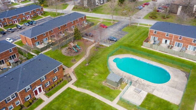 Área de la piscina - Carriage Hill Erie