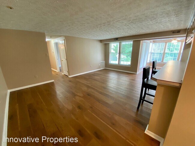 Building Photo - 2 br, 1 bath House - 627 Deering Road #2B