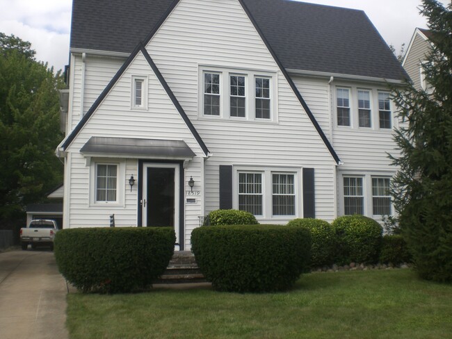 Exterior front of home - 18519 Chagrin Blvd