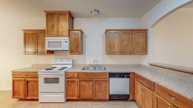 Building Photo - 4409 Reveille Rd