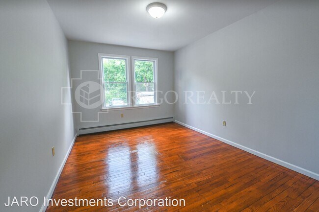 Building Photo - 451-455 Edgewood St