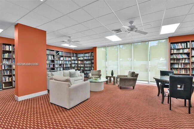 Building Photo - 2100 Sans Souci Blvd