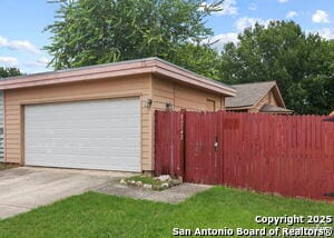 Building Photo - 11742 Spring Club Dr