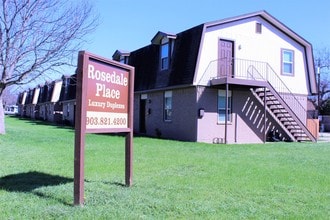 Building Photo - 608 E Rosedale St