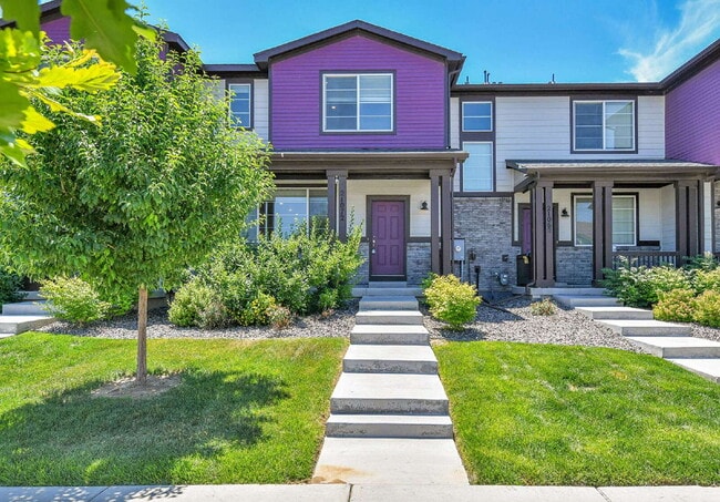 $2,795.00, 3 bed, 2.5 bath located in Auro... - $2,795.00, 3 bed, 2.5 bath located in Auro... Apartment