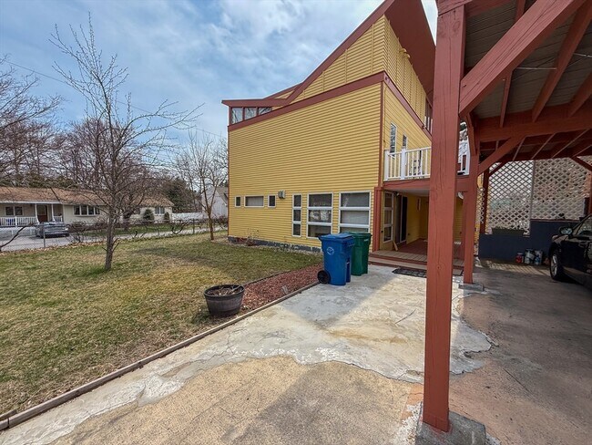 Foto del edificio - 5 Avondale Ave